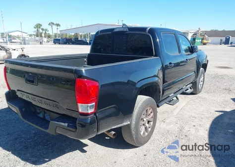 2017 Toyota Tacoma Sr z USA, uszkodzony, nr VIN 5TFAX5GN4HX092683